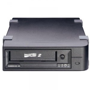 Tandberg data - Lto drive/200gb ext black 420lto qs Kit (3507-LTO) LTO 2 Tape Drive