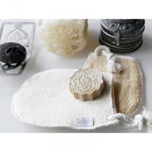 Karawan Glove Loofah scrub and cotton in