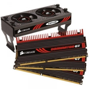 Barrette mémoire pour PC Corsair Dominator GT 3 x DDR3 PC16000 CAS 9 4 Go (1722814000)