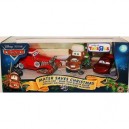 Disney Pixar Cars - Mater (Martin) Saves Christmas (Noël) Gift 3-Pack mit Santa Car, Whee-Hoo Winter...