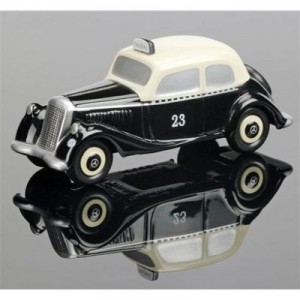 Schuco - SCHU01566 - Miniature Vehicle - Mercedes Benz 170V Limousine - Sedan Taxi Series Piccolo