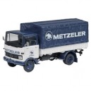 Schuco - SCHU03529 - Véhicule Miniature - Mercedes - Benz LP 608 - Metzeller - Bleu et Blanc - Echel...