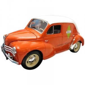 Renault - 8407 - 01/202750 - Solido - Renault 4 CV Tole - Renault Service - 1 / 18