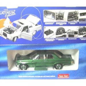 Sunstar - 4586 - Miniature Vehicle - Mercedes-Benz Strich 8-280 C - Green - Scale 1 / 18